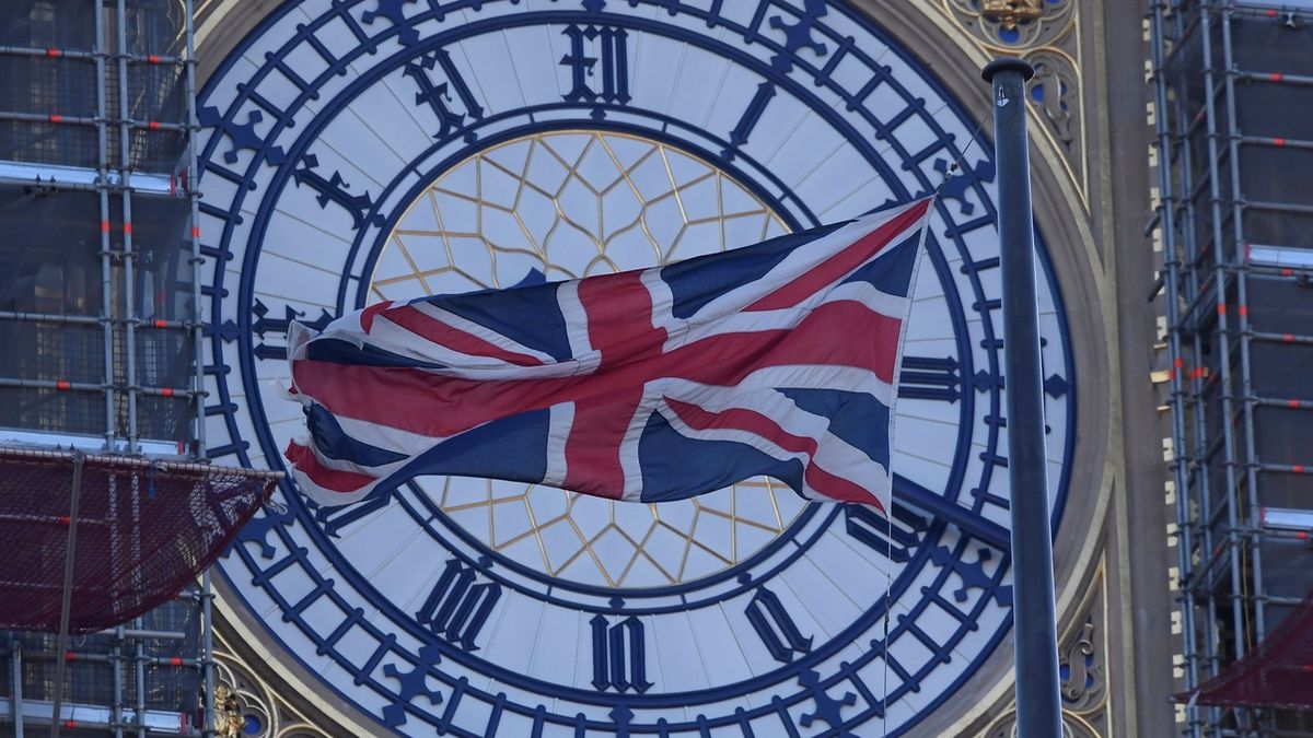 Nový rok v Londýně odbije Big Ben na opravované věži